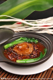 万礃十八头干鲍捞饭