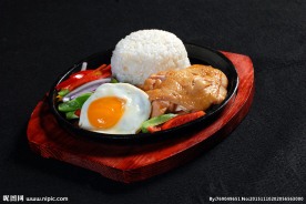 香辣鸡扒饭