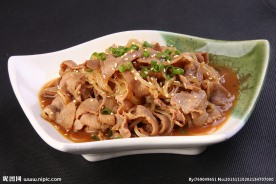 牛肉炒芋丝饭