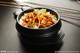 鱿鱼拌饭