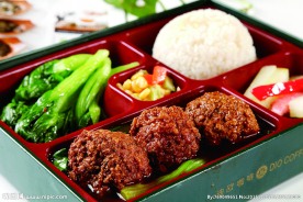 红焖狮子头饭