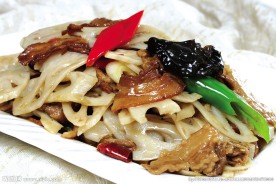 莲菜炒肉