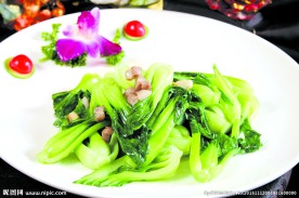 咸鱼肉粒炒白菜梗