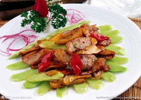 象拔菇芥兰炒炭烧肉