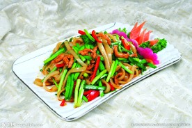菜肉丝炒凉皮