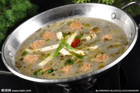 菜豆腐烩丸子