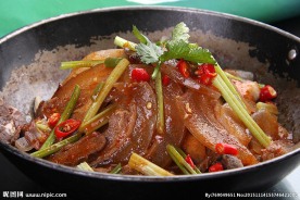 干锅带皮牛肉