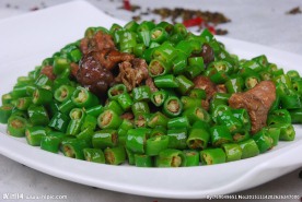 青椒鳄鱼肉