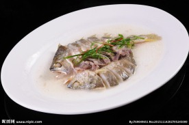 三层肉蒸黄鱼鲞
