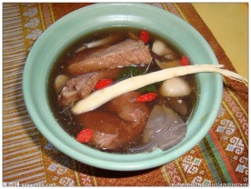 人参肉骨茶