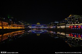 长沙杜甫江阁夜景
