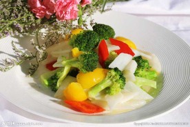 西兰花炒山药  素炒西兰花