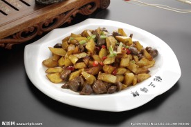 鸡胗烧土豆
