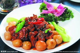 小土豆烧排骨