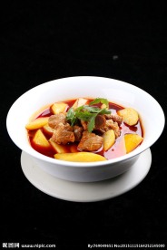 土豆烧排骨