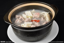 莲藕炖排骨煲