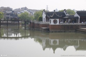 古色