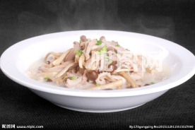 茶树菇煨肚条
