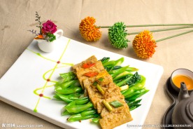 菜心炒鱼饼
