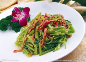 水香芹炒牛肉丝