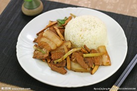 回锅肉饭