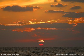 海上夕阳