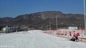 滑雪场地