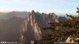 华山东峰