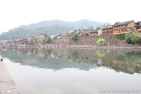 凤凰古城