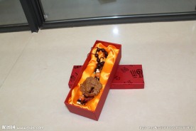 诸阁良汽车挂件木雕工艺品