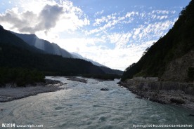 山脉河流