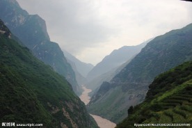 虎跳峡