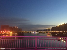 龙城夜景