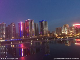龙城夜景