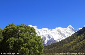远眺南迦巴瓦峰