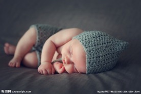 睡梦中的小baby