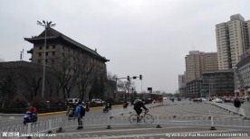 现代建筑与古建筑