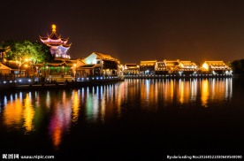 苏州山塘街夜景