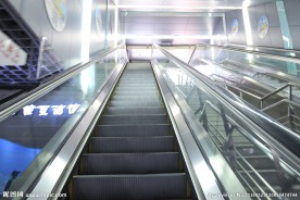 电梯