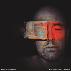 刷漆男人