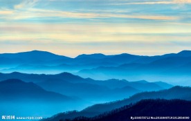 山和天空