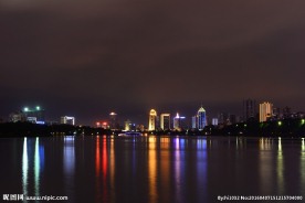 南宁市南湖夜景