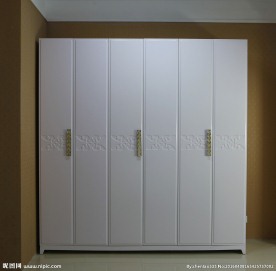 白色衣柜
