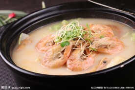 风干虾白菜豆腐煲