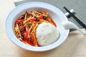 鱼香肉丝盖饭