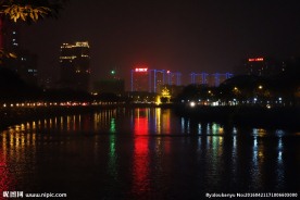 府河夜景