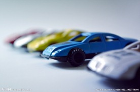 玩具汽车