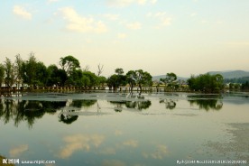 黄龙潭