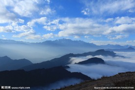 牛背山