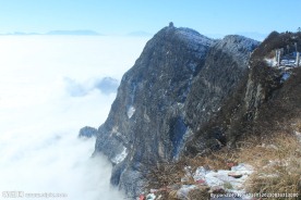 峨眉山雪景